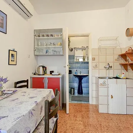 Apartment Alba *